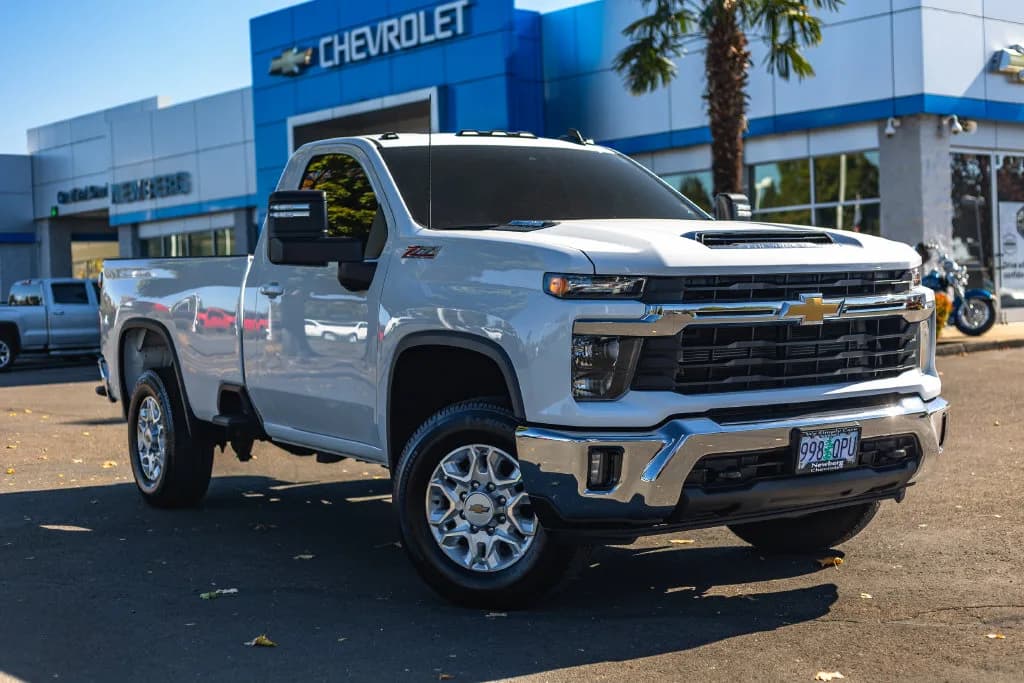 2025 Chevrolet Silverado 3500HD LT in Summit White for sale at Newberg Chevrolet in Newberg, Oregon, photo 1 of 25