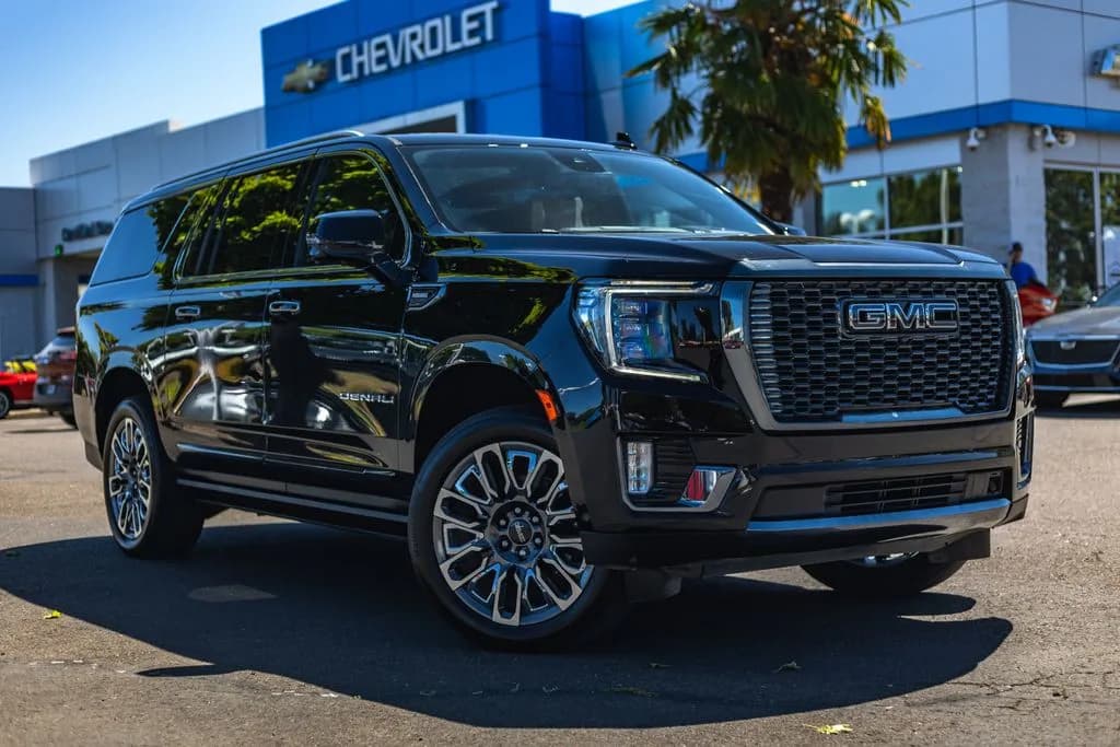 2024 GMC Yukon Denali Ultimate in Onyx Black for sale at Newberg Chevrolet in Newberg, Oregon