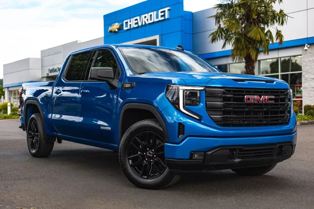 2024 GMC Sierra 1500 Elevation in Blue Metallic for sale at Newberg Chevrolet in Newberg, Oregon
