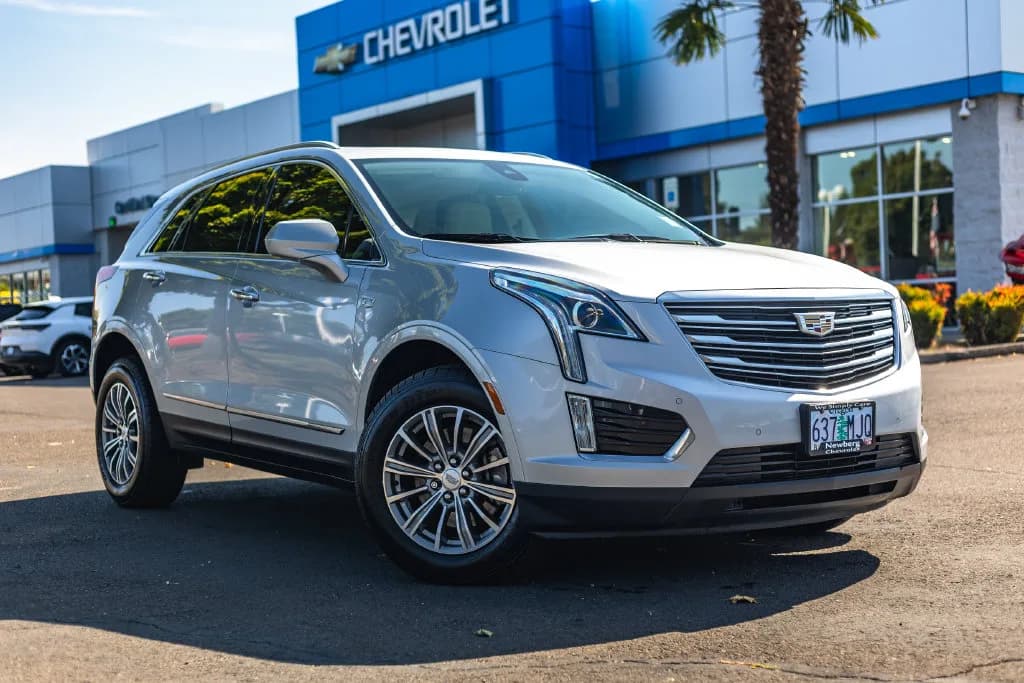 2017 Cadillac XT5 Luxury in Radiant Silver Metallic for sale at Newberg Chevrolet in Newberg, Oregon