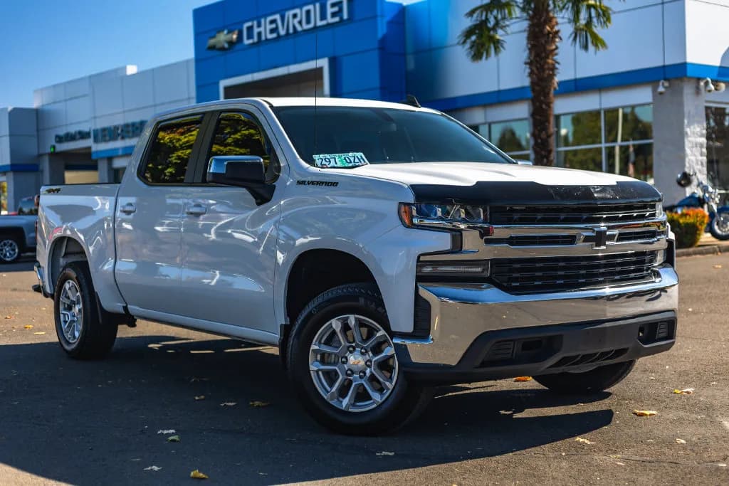 2019 Chevrolet Silverado 1500 LT in Summit White for sale at Newberg Chevrolet in Newberg, Oregon, photo 1 of 33