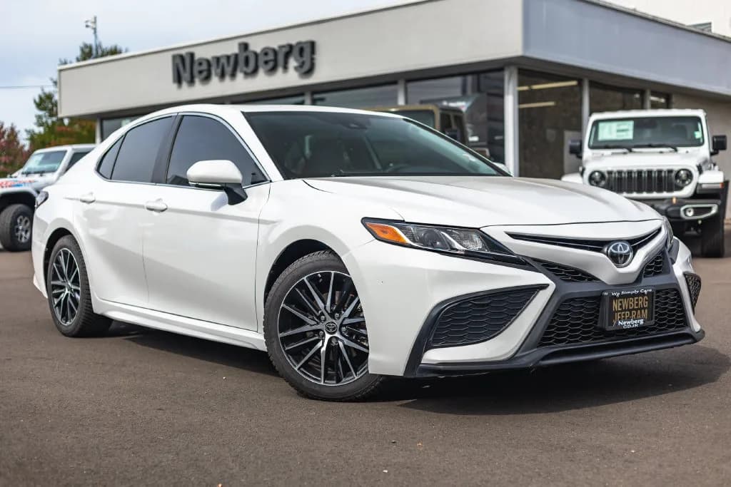 2024 Toyota Camry SE in Ice for sale at Newberg CDJR in Newberg, Oregon