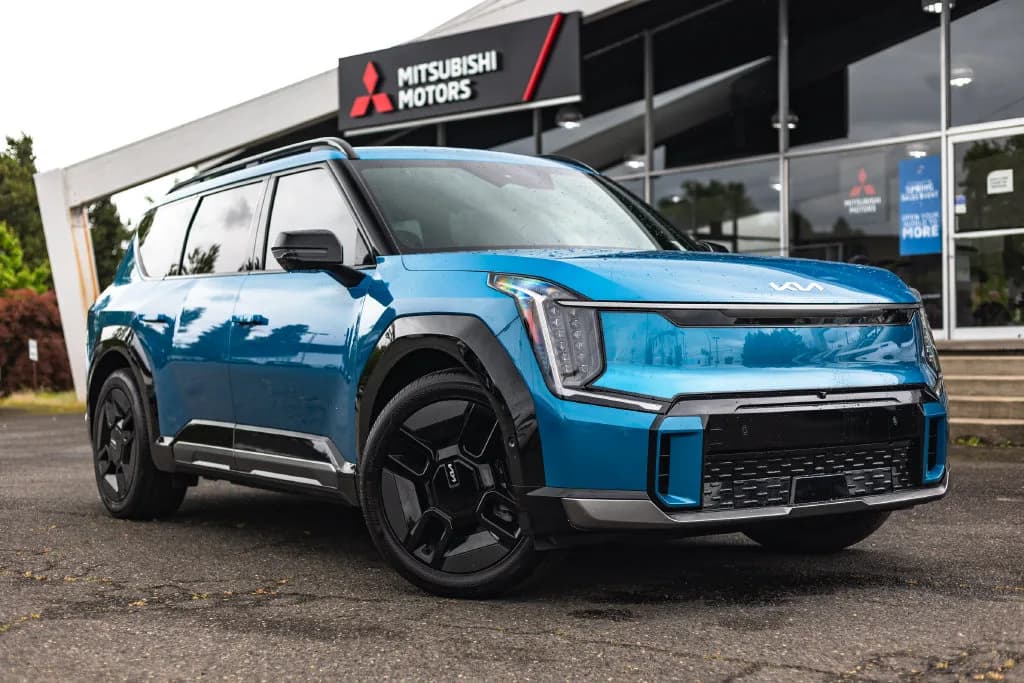 2024 Kia EV9 GT Line Long Range AWD in Ocean Blue for sale at Roger Kehdi Mitsubishi near Portland, Oregon