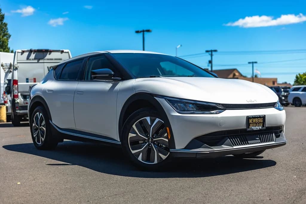 2024 Kia EV6 Light in Snow White Pearl for sale at Newberg CDJR in Newberg, Oregon