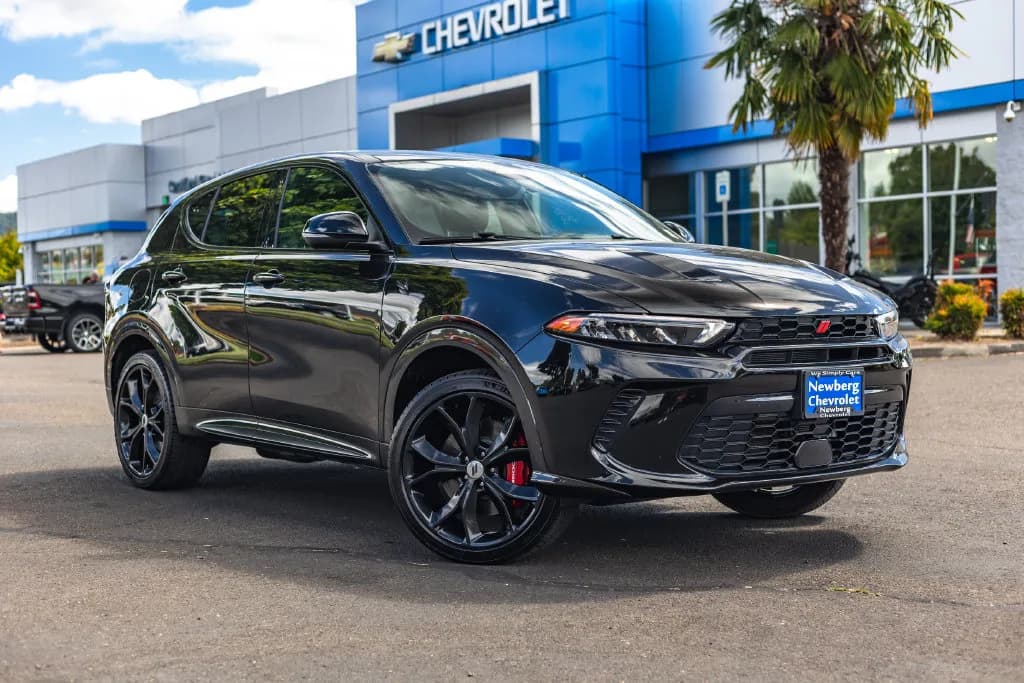 2024 Dodge Hornet R/T Plus in 8 Ball for sale at Newberg Chevrolet in Newberg, Oregon